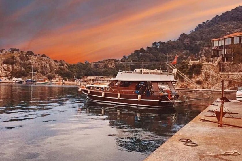 Selimiye Gulet 3 cabin 6 berths 6 guests 15 m Listing Number: #9965