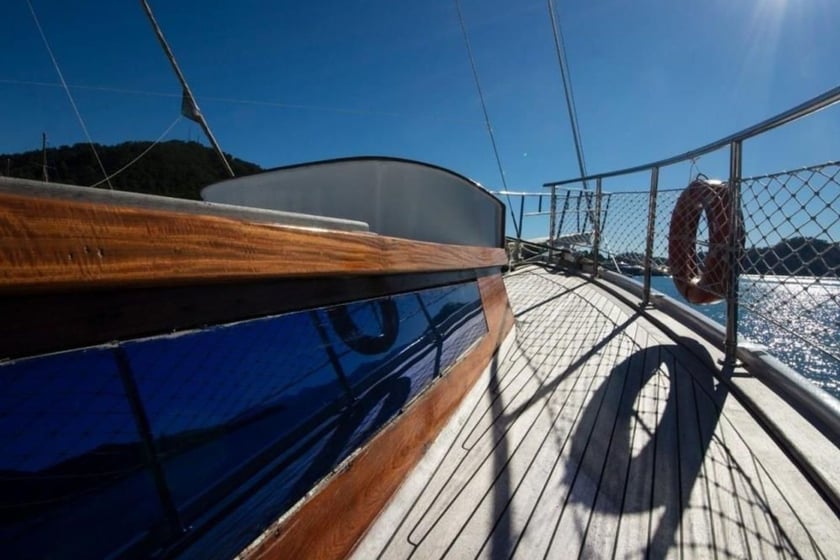 Gocek Gulet 6 cabin 12 berths 12 guests 27 m Listing Number: #9969 5