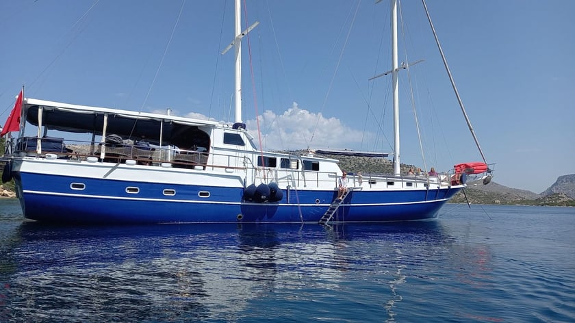 Marmaris Gulet 8 cabin 16 berths 16 guests 26 m Listing Number: #9976 4