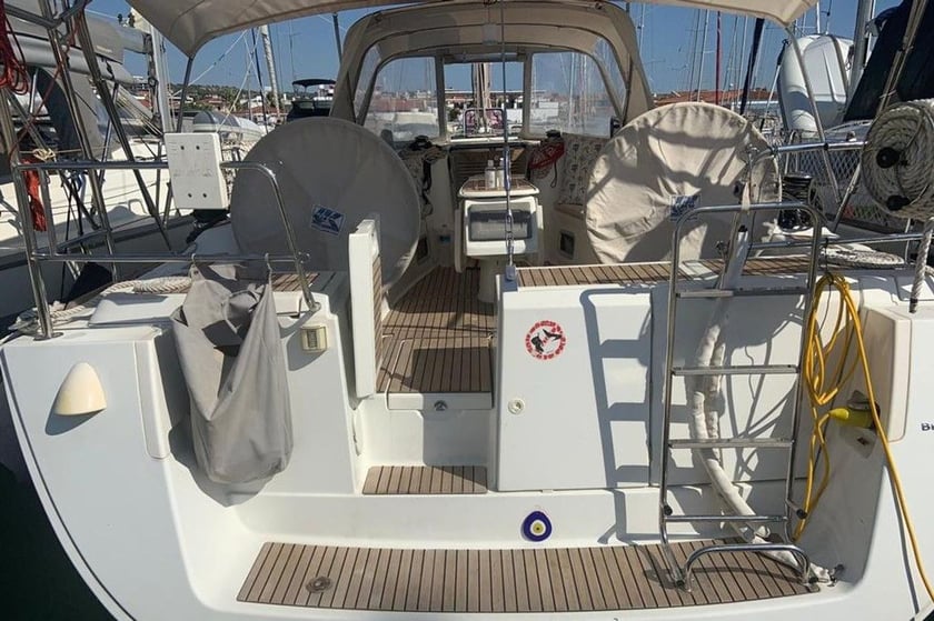 Gocek Sailboat 2 cabin 4 berths 4 guests 13.7 m Listing Number: #9986 5