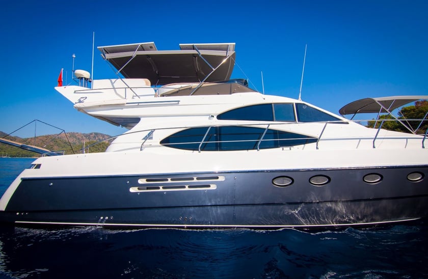 Gocek Motor Yacht 2 cabin 4 berths 4 guests 16 m Listing Number: #9989 3