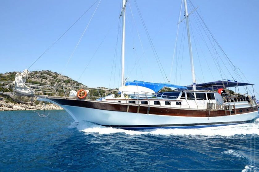 Fethiye Gulet Cabine 7  14  slaapplaatsen 14  gasten 24 m Lijstnummer: #9995 3