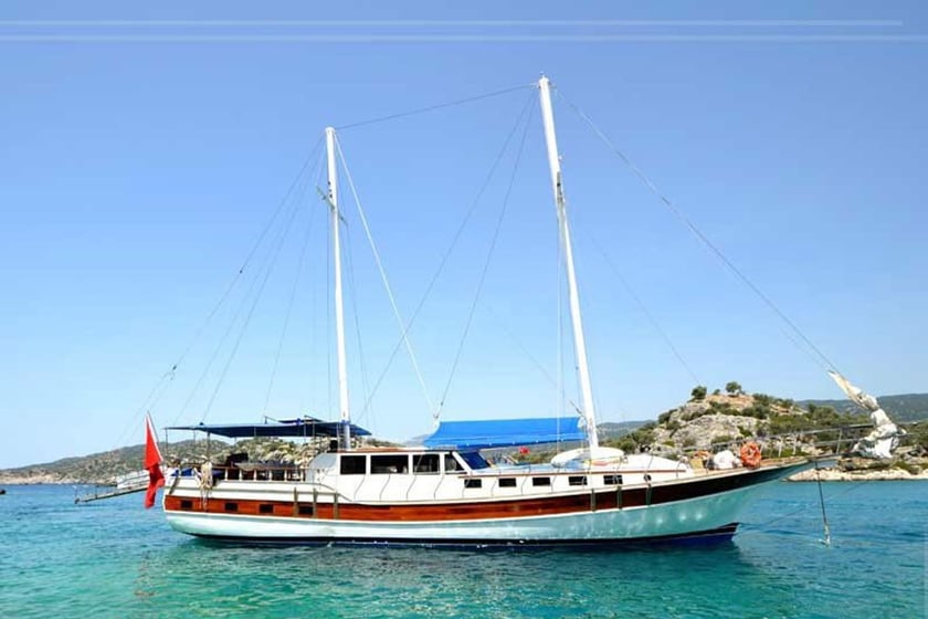 Fethiye Gulet Cabine 7  14  slaapplaatsen 14  gasten 24 m Lijstnummer: #9995