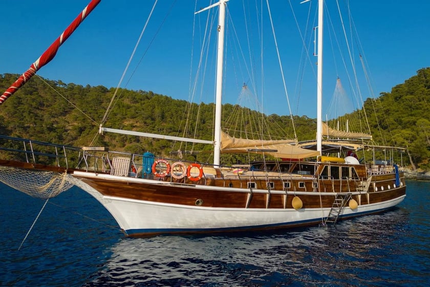 Fethiye Caicco cabina 8  cuccette 16  16  ospiti 26 m Numero dell'inserzione: #10029 2