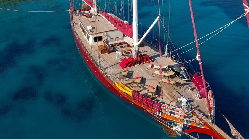 Marmaris Gulet 5 cabin 10 berths 10 guests 35 m Listing Number: #10072 5