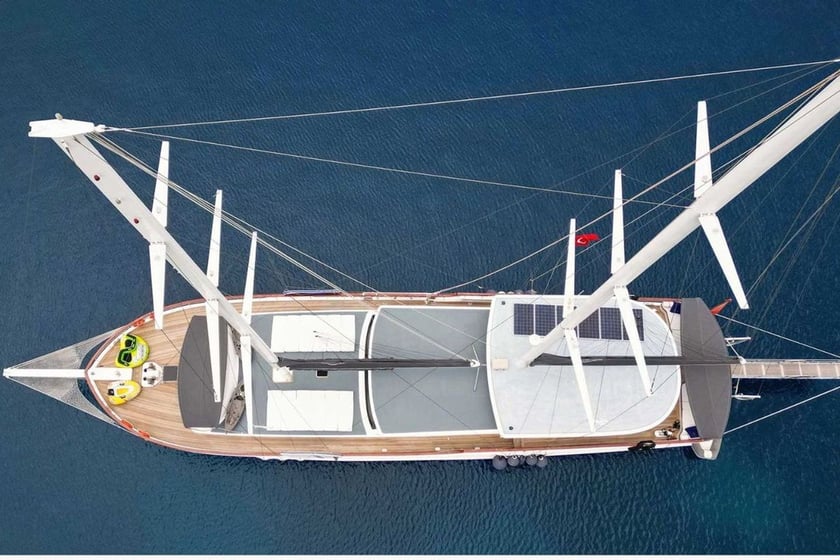 Bozburun Gulet Cabine 6  Couchettes 14  Invités 14  34 m Numéro de l'annonce: #10078 5