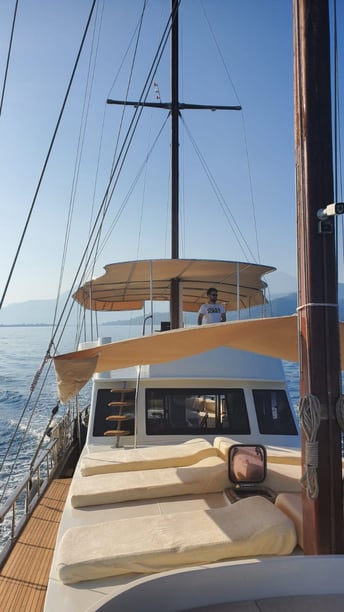 Göcek Gulet 4 kabin Konaklama 8 kişi Seyir 8 kişi 20 m İlan No: #10102 5