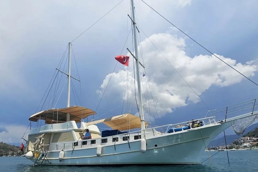 Göcek Gulet 4 kabin Konaklama 8 kişi Seyir 8 kişi 20 m İlan No: #10102