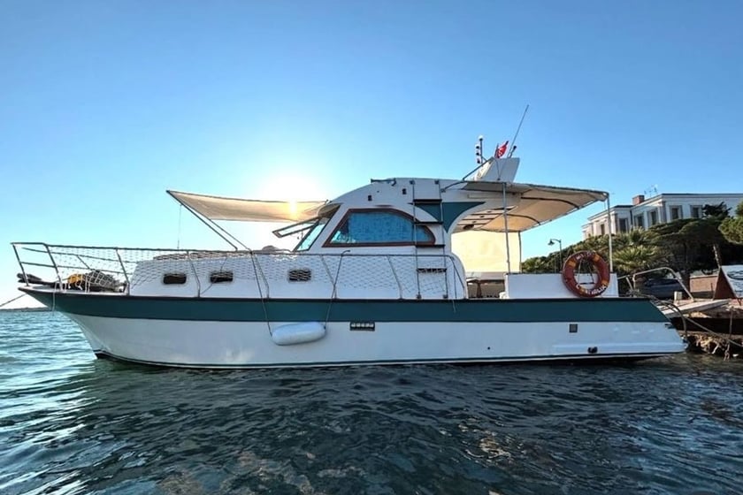 Ayvalik Motoryacht   7 Gäste 9.9 m Nummer des Inserats: #10174