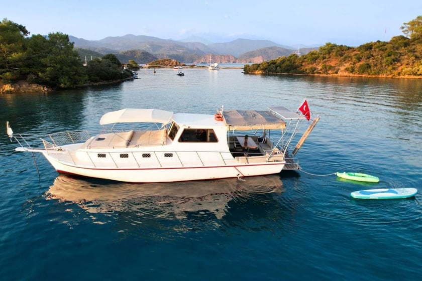 Göcek Gulet 2 Kabine 4 Liegeplätze 4 Gäste 13 m Nummer des Inserats: #10230