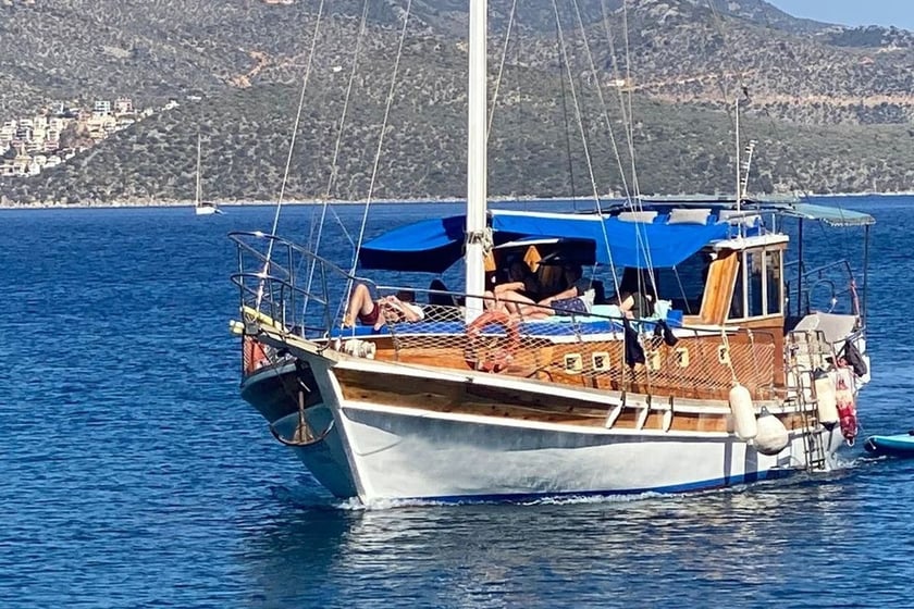 Kalkan Gulet   Invités 12  14 m Numéro de l'annonce: #10261 2