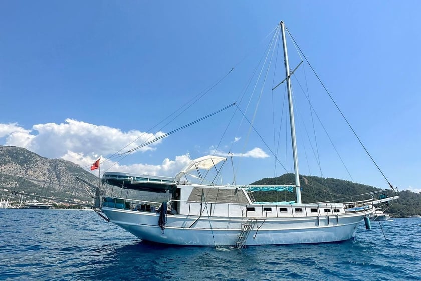 Gocek Gulet Cabine 3  Couchettes 6  Invités 6  18.5 m Numéro de l'annonce: #10306 4