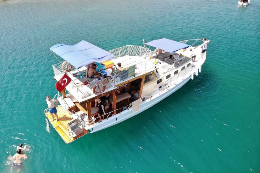 Izmir Gulet   12 Gäste 13 m Nummer des Inserats: #10328 2