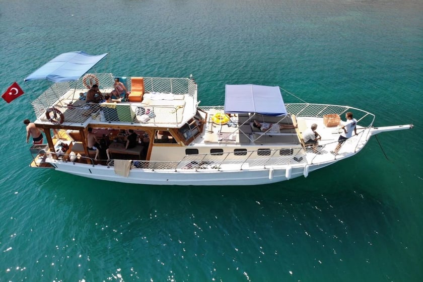 Izmir Gulet   12 Gäste 13 m Nummer des Inserats: #10328