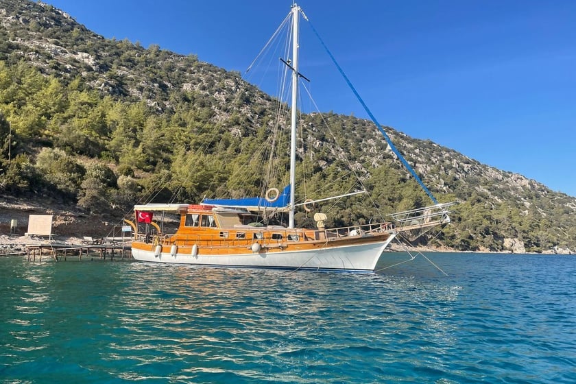 Bodrum Caicco cabina 3  cuccette 6  6  ospiti 15 m Numero dell'inserzione: #10332
