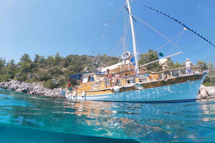 Bodrum Caicco cabina 3  cuccette 6  6  ospiti 15 m Numero dell'inserzione: #10332 2