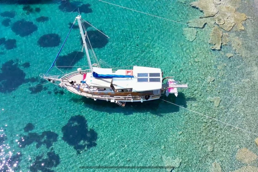 Bodrum Caicco cabina 3  cuccette 6  6  ospiti 15 m Numero dell'inserzione: #10332 3