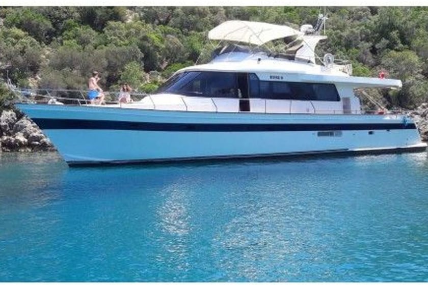 Fethiye Yacht à moteur   Invités 6  20 m Numéro de l'annonce: #10337