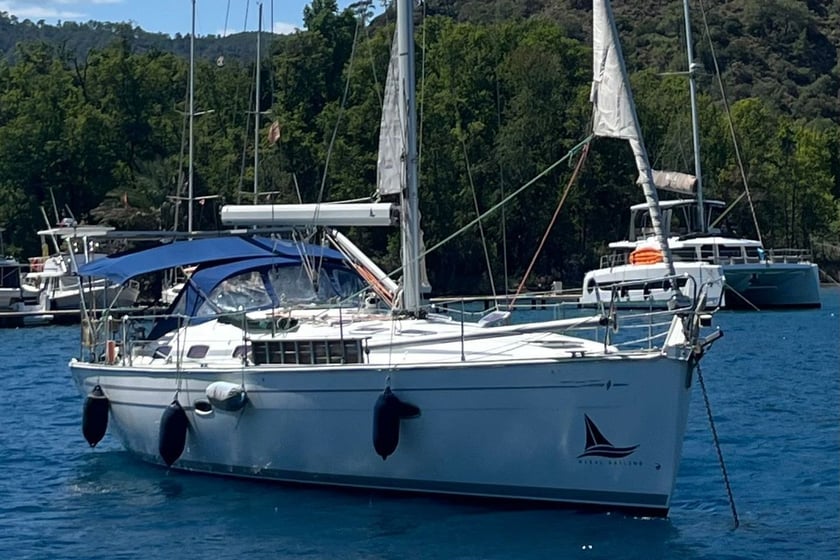 Göcek Yelkenli 2 kabin Konaklama 4 kişi Seyir 4 kişi 14.2 m İlan No: #10381 4