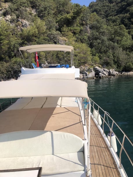 Gocek Gulet Cabine 2  Couchettes 4  Invités 10  14.3 m Numéro de l'annonce: #10391 4