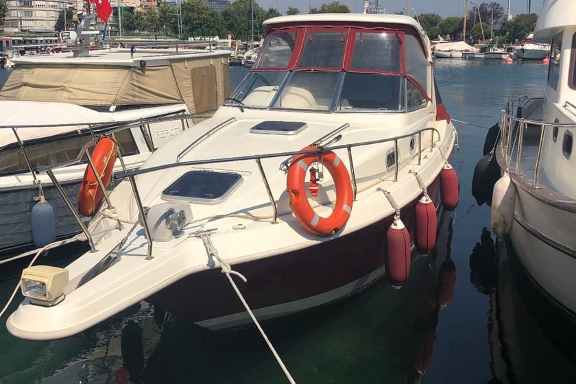 Bakirkoy Yacht à moteur Cabine 2  Couchettes 4  Invités 9  9.8 m Numéro de l'annonce: #10475