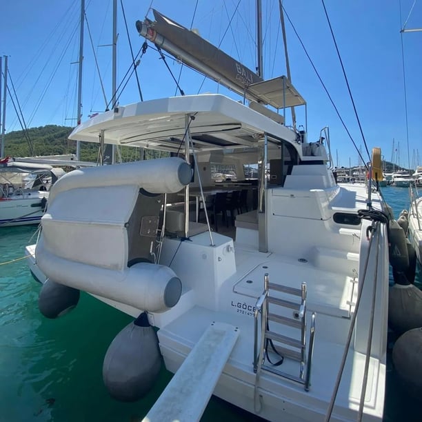 Gocek Catamaran 4 cabin 8 berths 8 guests 12.31 m Listing Number: #10481