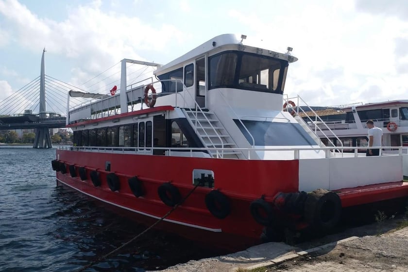 Eminönü Motoryat   Seyir 50 kişi 18.4 m İlan No: #10506 4