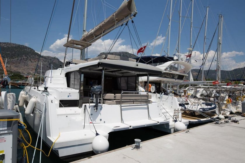 Gocek Catamaran 4 cabin 8 berths 10 guests 14.54 m Listing Number: #10522