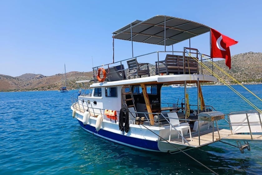 Bozburun Gulet 2 cabin 4 berths 6 guests 12 m Listing Number: #10530 5