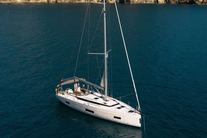 Göcek Yelkenli 3 kabin Konaklama 6 kişi Seyir 8 kişi 14.27 m İlan No: #10533