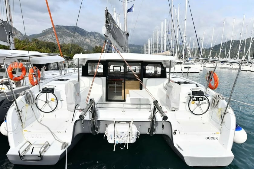 Gocek Catamaran 6 cabin 10 berths 10 guests 11.39 m Listing Number: #10623