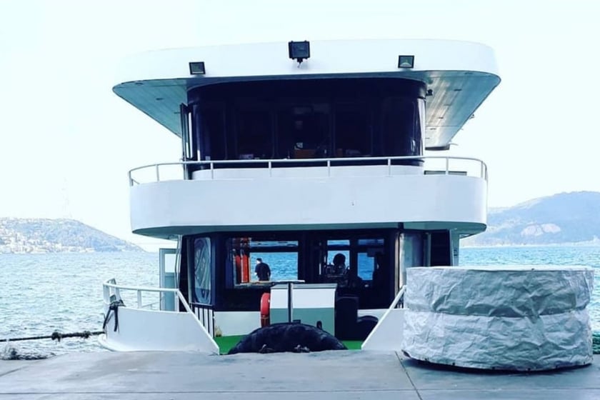 Sariyer Yate a motor   65  invitados 20 m Número de anuncio: #10632 4