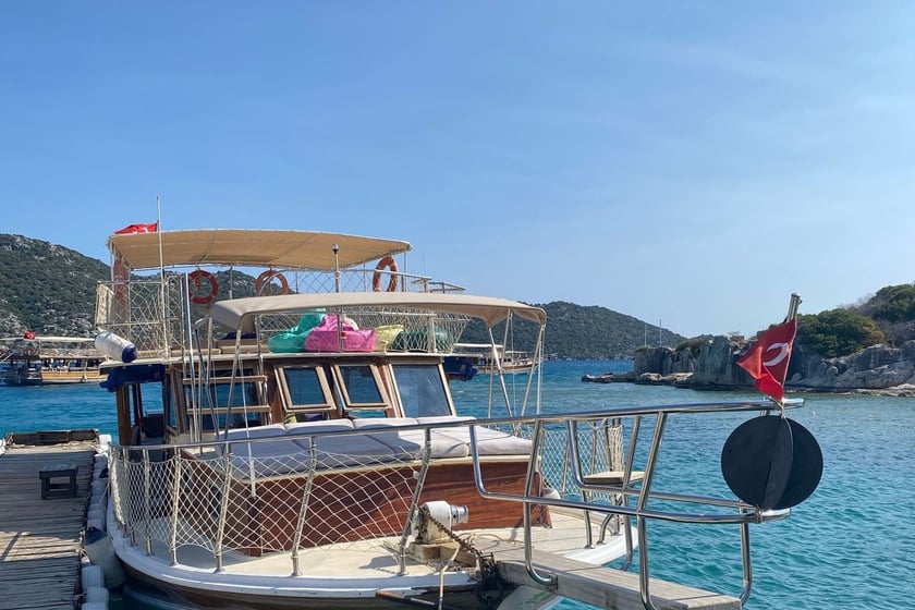 Antalya Gulet   Seyir 12 kişi 14 m İlan No: #10694 2
