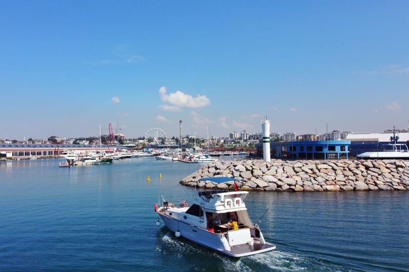 Tuzla Motor Yacht   3 guests 10 m Listing Number: #10826 2