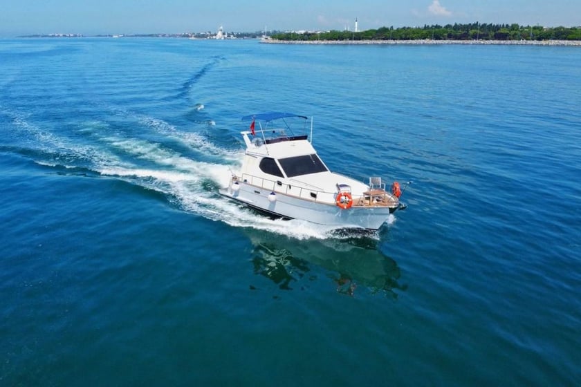 Tuzla Motor Yacht   3 guests 10 m Listing Number: #10826