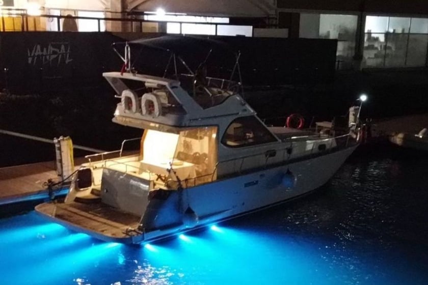 Tuzla Motor Yacht   3 guests 10 m Listing Number: #10826 4