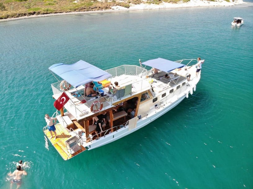 Izmir Gulet   24 guests 13 m Listing Number: #10832 5
