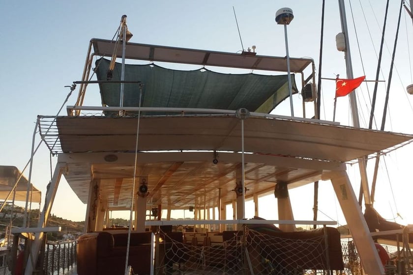 Izmir Gulet   60 guests 19 m Listing Number: #10833 5