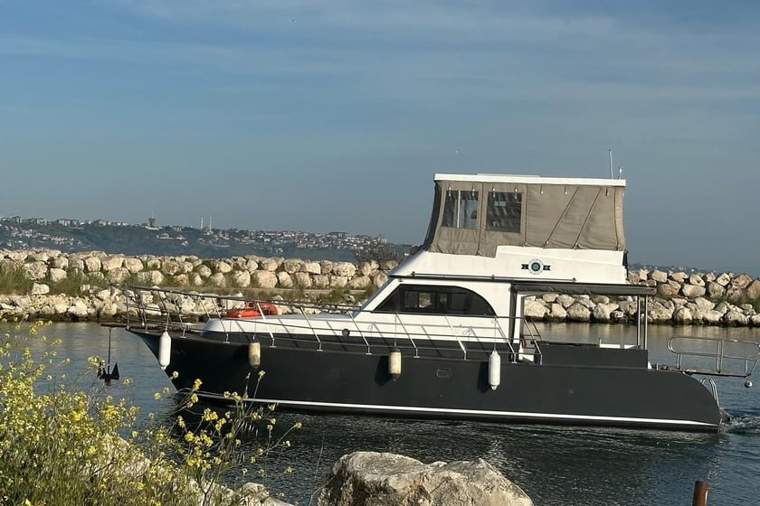 Buyukcekmece Motoryacht   12 Gäste 11.68 m Nummer des Inserats: #10865