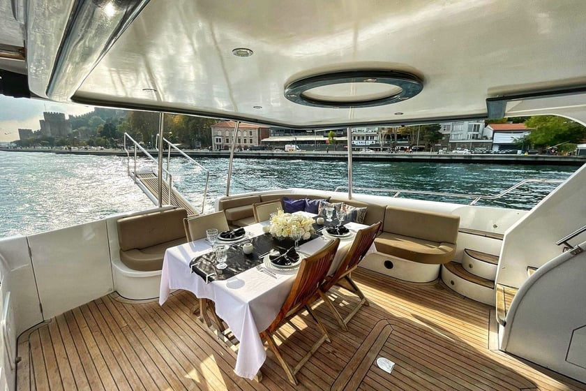 Arnavutkoy Motorjacht Cabine 1   12  gasten 21.5 m Lijstnummer: #10873 5