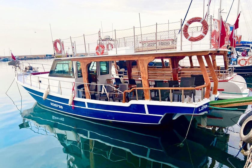 Izmir Gulet   12 guests 14 m Listing Number: #10892