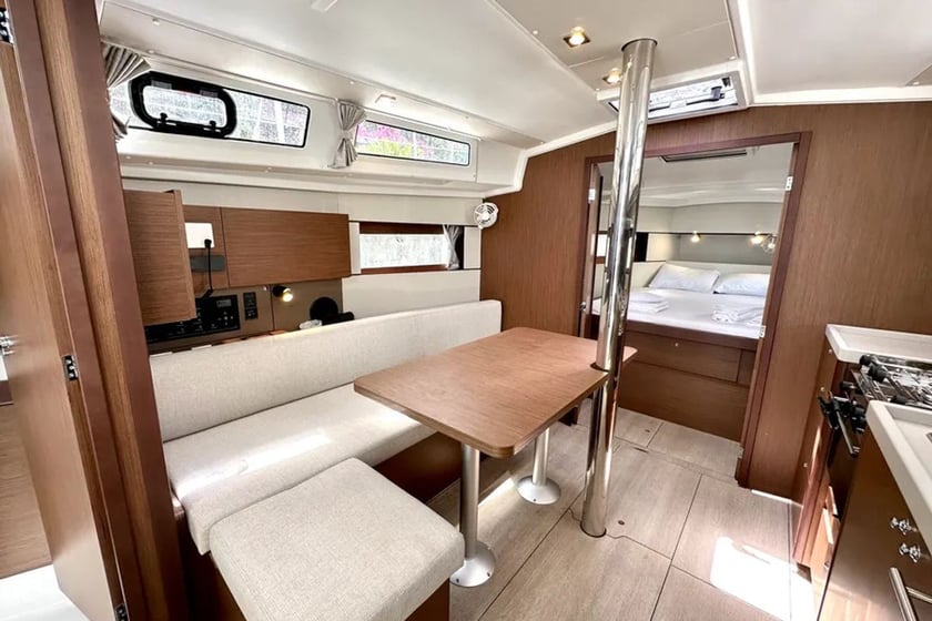 Fethiye Yelkenli 3 kabin Konaklama 6 kişi Seyir 6 kişi 11.8 m İlan No: #10894 5