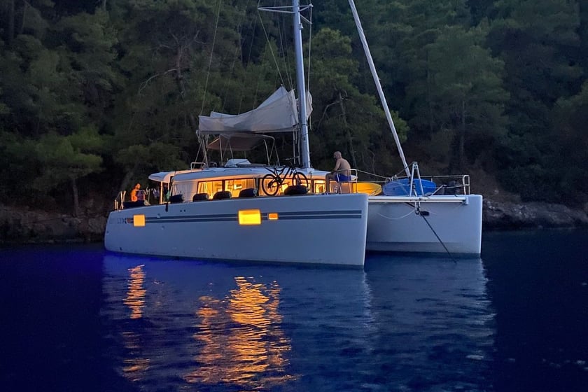 Fethiye Catamarán Cabina 4  8  literas 8  invitados 14.9 m Número de anuncio: #10908 4