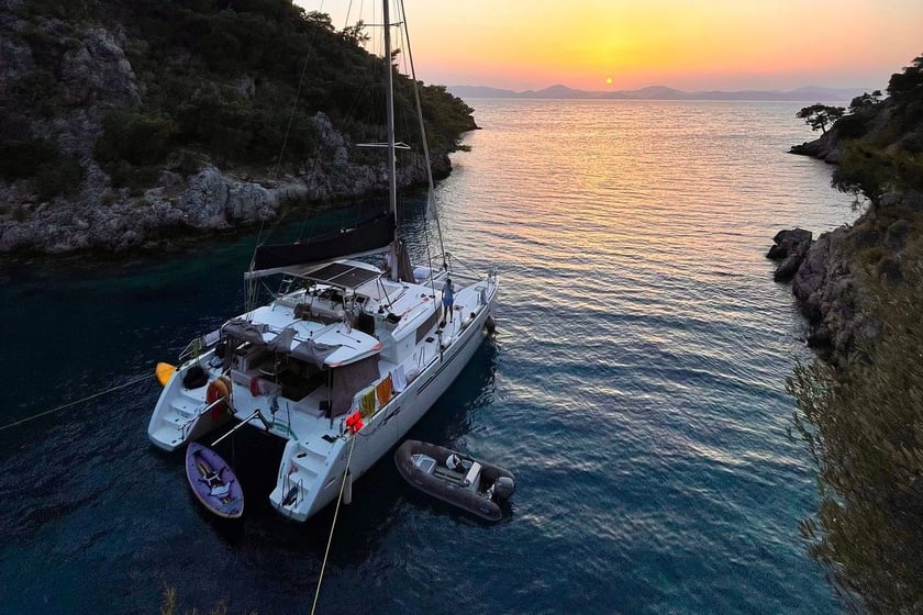 Fethiye Catamarán Cabina 4  8  literas 8  invitados 14.9 m Número de anuncio: #10908 3