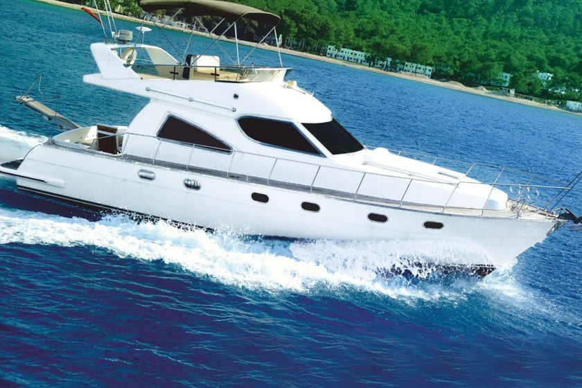 Kemer Yacht a motore cabina 2   12  ospiti 15 m Numero dell'inserzione: #10912