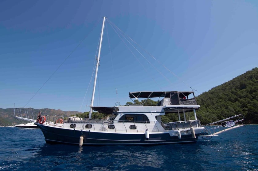 Gocek Gulet Cabine 3  Couchettes 6  Invités 6  15 m Numéro de l'annonce: #10922 5