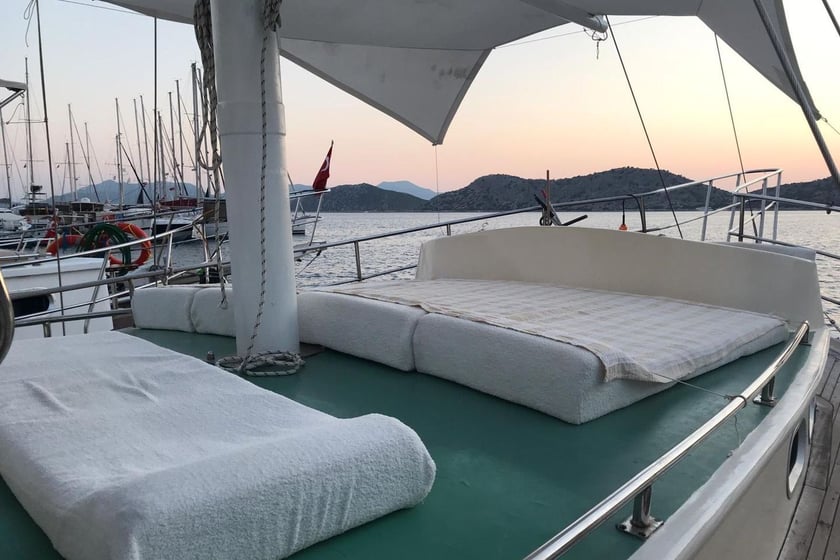 Bozburun Gulet 2 cabin 4 berths 4 guests 12 m Listing Number: #10960 5