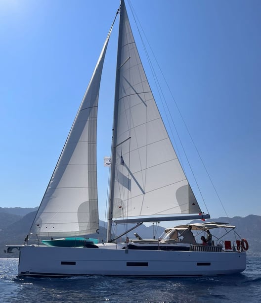 Marmaris Segelboot 4 Kabine 8 Liegeplätze 8 Gäste 13.24 m Nummer des Inserats: #10977 2