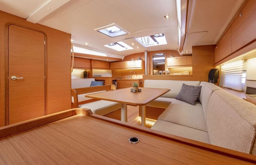 Marmaris Yelkenli 4 kabin Konaklama 8 kişi Seyir 8 kişi 13.24 m İlan No: #10988 5