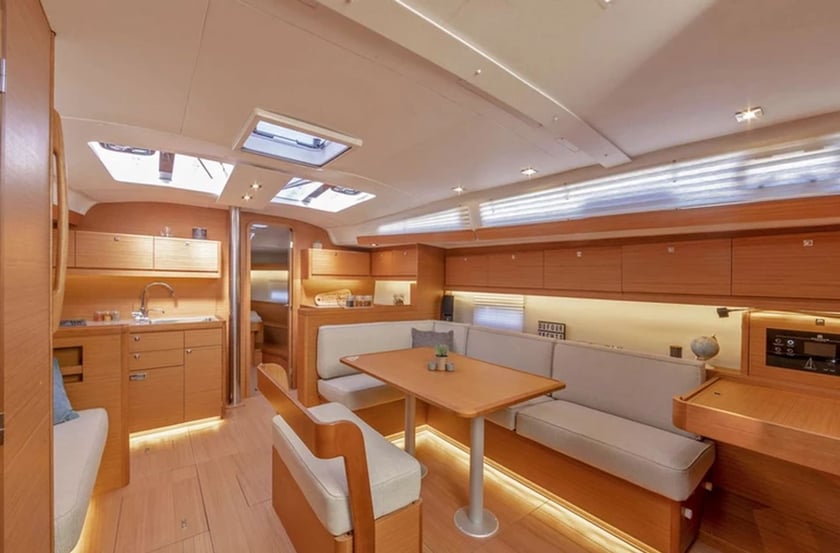 Marmaris Yelkenli 4 kabin Konaklama 8 kişi Seyir 8 kişi 13.24 m İlan No: #10988 4